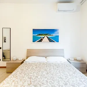 Apartament Alice&leo's Near Metro M1 Red Parking Gratis Metro Line In 14 Min For Cathedral, Sesto San Giovanni