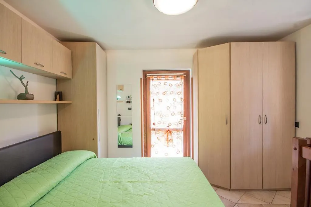 Apartment Just Close To The Lake In Μπελάτζιο